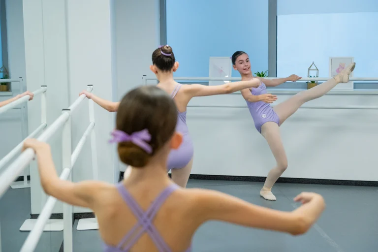 Открит урок по класически балет: Kids и Advanced представиха своя напредък — снимка