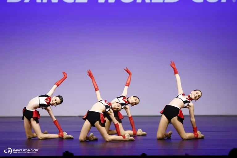 Сребърен и бронзов медал от световните финали на Dance World Cup — снимка