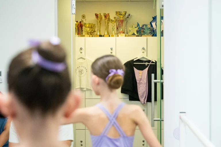 Открит урок по класически балет: Kids и Advanced представиха своя напредък — снимка