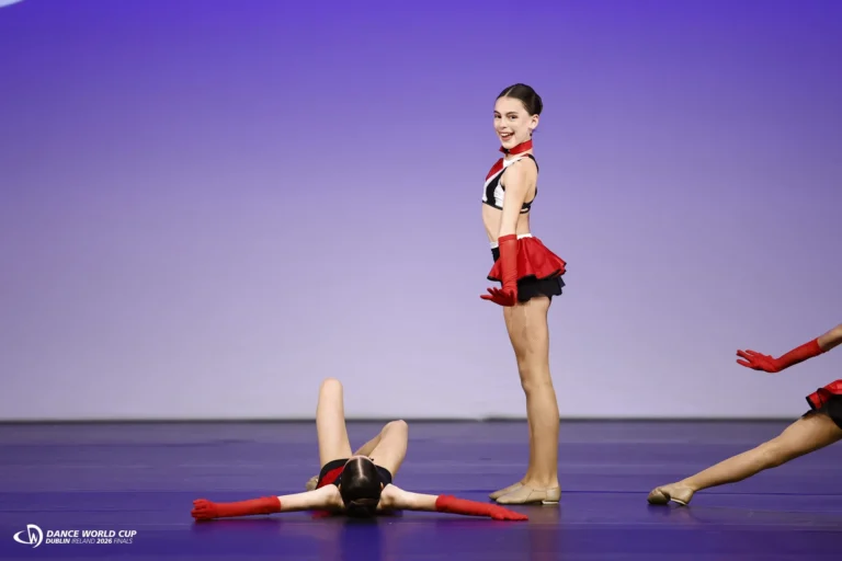 Сребърен и бронзов медал от световните финали на Dance World Cup — снимка